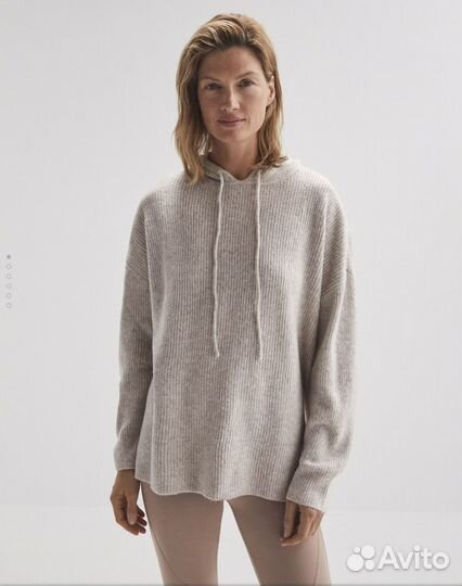 Толстовка с капюшоном (S, M) Oysho