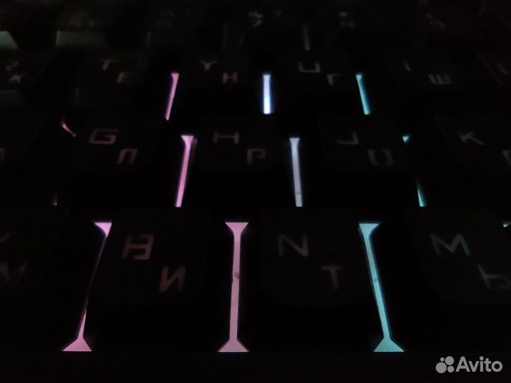 Игровая клавиатура с подсветкой
