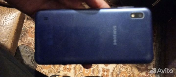 Samsung Galaxy A10, 2/32 ГБ
