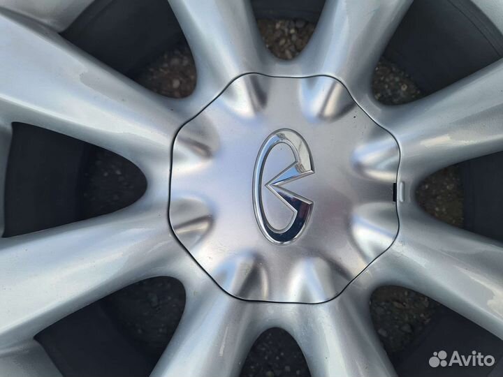 Nokian Tyres Hakkapeliitta 7 SUV 225/55 R18 102T