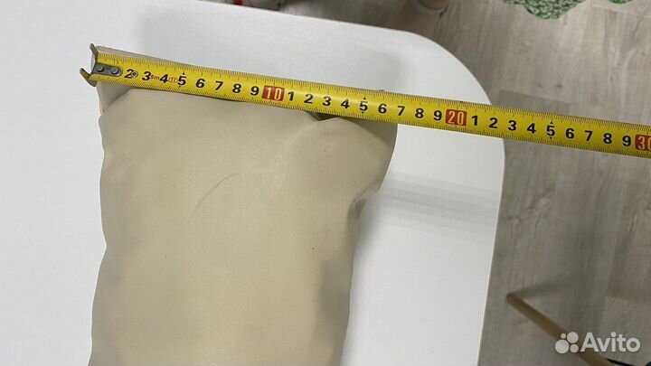 Подушка под голову лэшмейкера косметолога