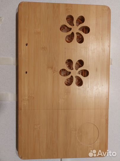 Стол под ноут на кровать