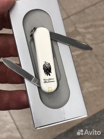 Victorinox Kettu by Teemu Järvi