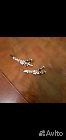 Заколки для волос