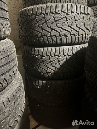 Pirelli Ice Zero 275/40 R20 106T