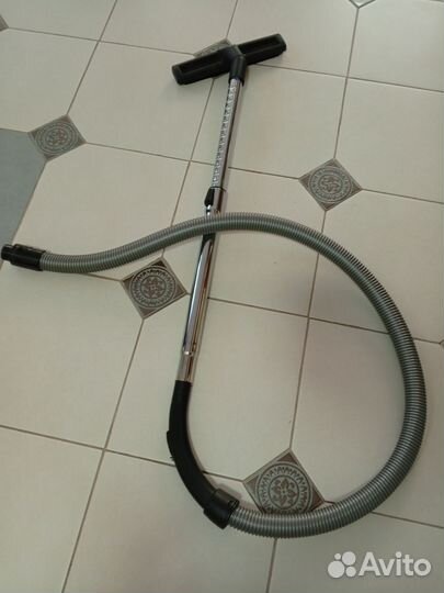 Пылесос National 2400w