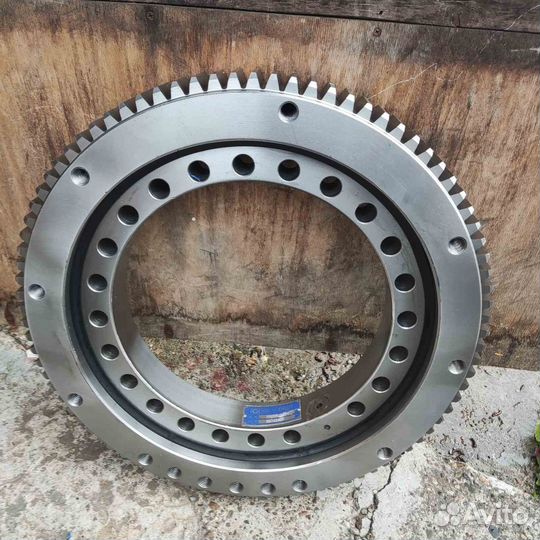 Опорно поворотное устройство xcmg SQ5