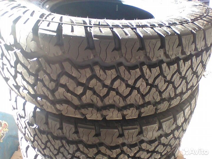 CST Sahara A/T II 315/70 R17 121Q