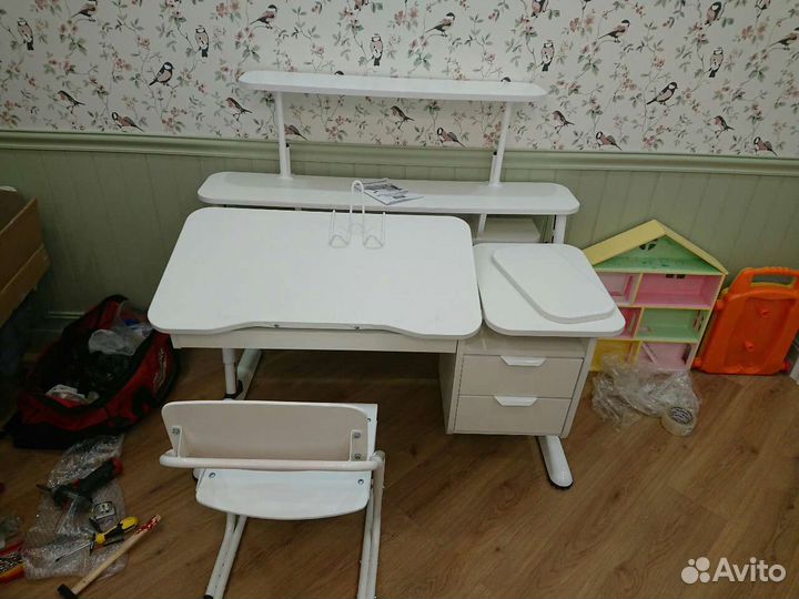 Сборка мебели. Сборщик мебели. Разбор мебели