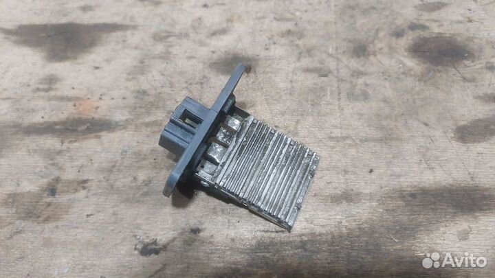 Резистор отопителя Hyundai Sonata EF 4 Рест