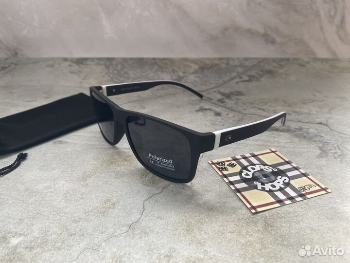 Солнцезащитные очки tommy hilfiger