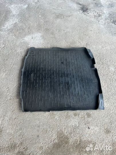 Коврик багажника задний Skoda Rapid лифтбек 1.6