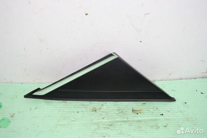 Накладка переднего крыла правого Ford Focus III (2011—2015)