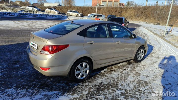 Hyundai Solaris 1.4 AT, 2011, 100 000 км