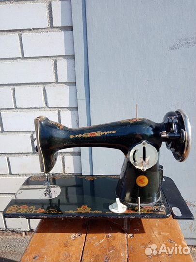 Швейная машинка