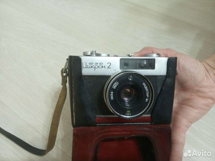 Пленочный фотоаппарат фэд Микро-2 и фотовспышка