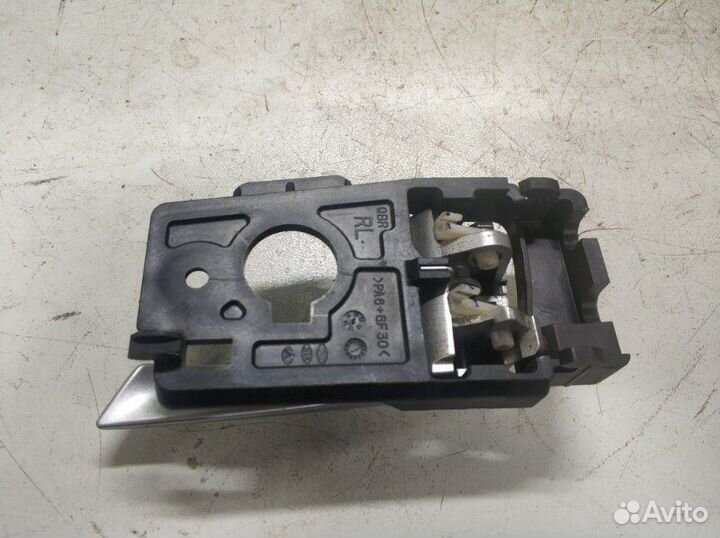 Ручка двери внутренняя левая Kia Rio 3 2011-2015