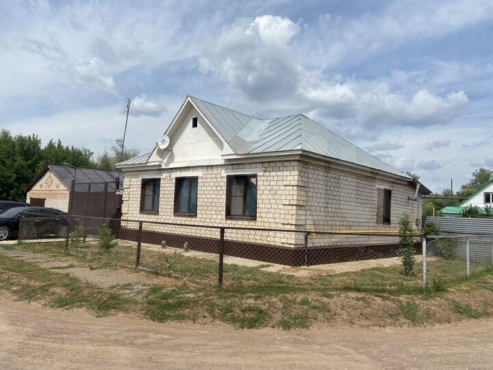 Дом 90 м² на участке 7 сот.