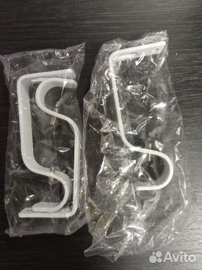 Кронштейн для карниза однорядный металл 3 штуки