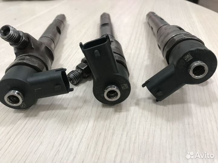 Форсунка 33800-4A500 D4CB VGT Kia Sorento,starex