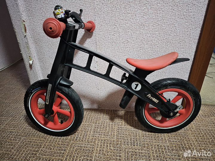 Беговел firstbike