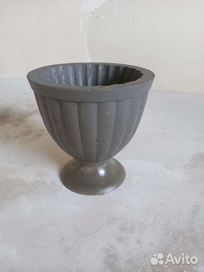 Вазон из бетона, вазон для цветов