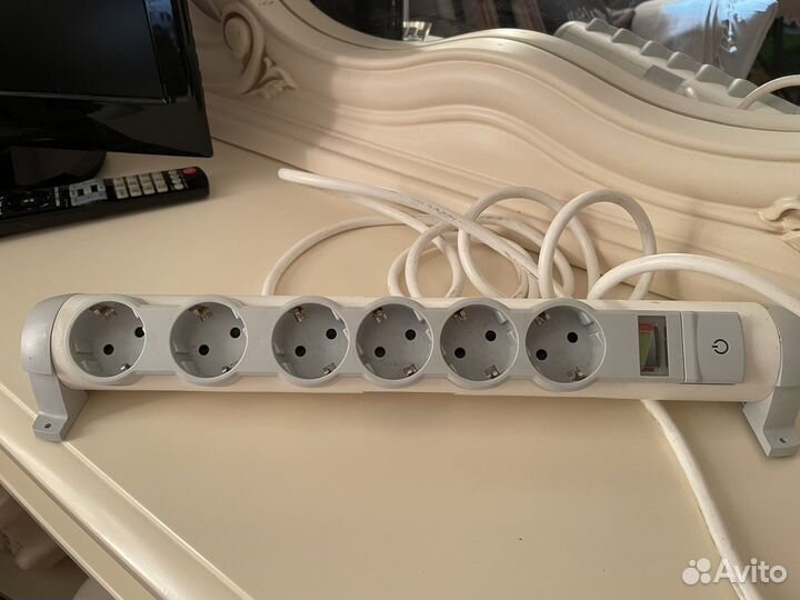 Legrand Комфорт удлинитель 6X2К+С/З 3м