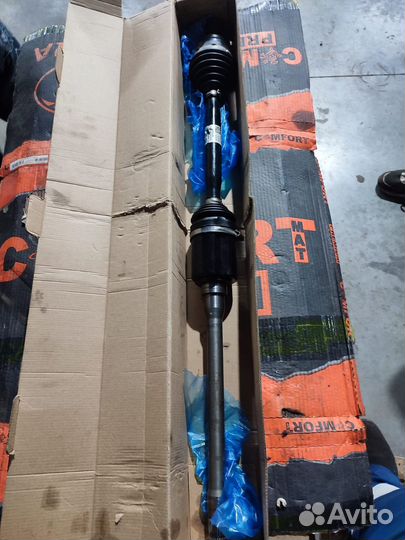 Привод передний правый BMW X5,Х6,Х7