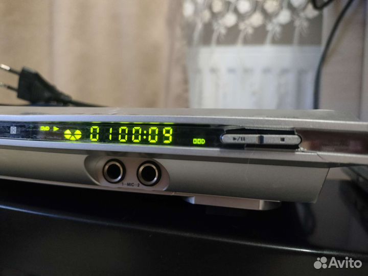 DVD плеер BBK DV514SI