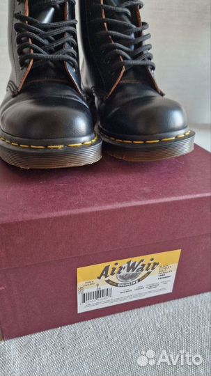 Черный ботинки Dr. Martens Vintage 1460