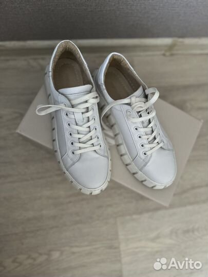 Кеды натуральная кожа 38