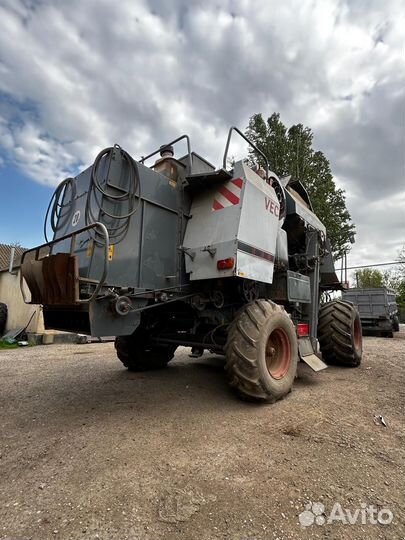 Комбайн Ростсельмаш Vector 410, 2009