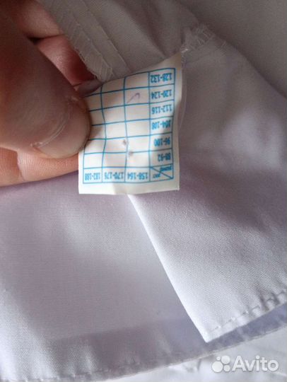 Белый медицинский халат