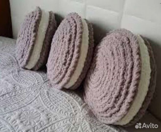 Подушка интерьерная из Alize Puffy