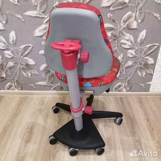 Кресло компьютерное школьное ортопедическое