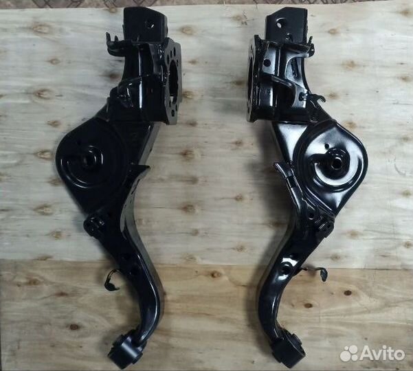 Комплект рычагов задних Nissan Qashqai J10