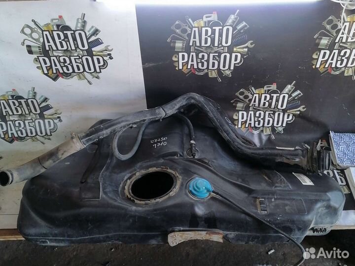 Бак Opel Astra H