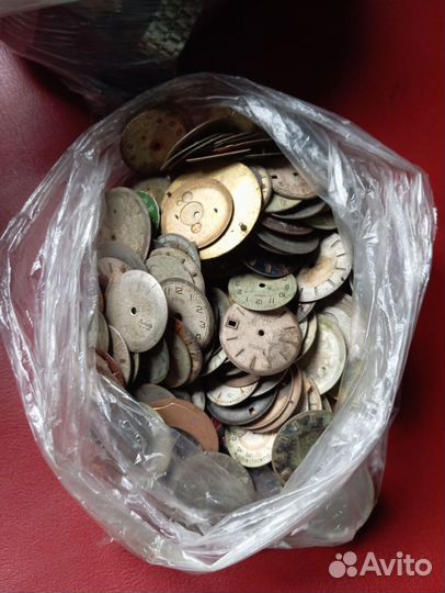 Часы на запчасти