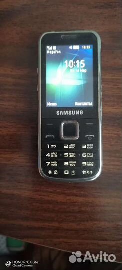 Мобильный телефон samsung