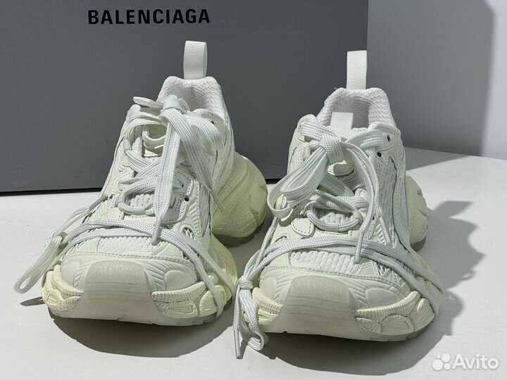 Кроссовки Balenciaga 3XL Sneaker White Glow