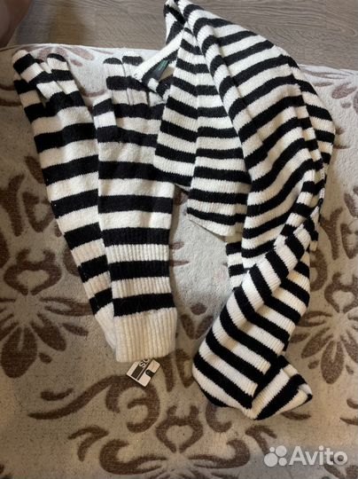 Комплект ручной работы+шарф и варежки Benatton