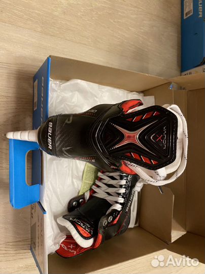 Коньки хоккейные Bauer