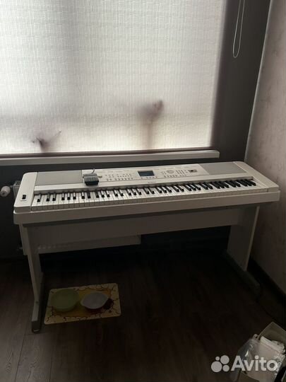 Цифровое пианино yamaha DGX-660