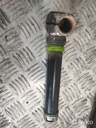 Тойота Камри Кардан рулевой