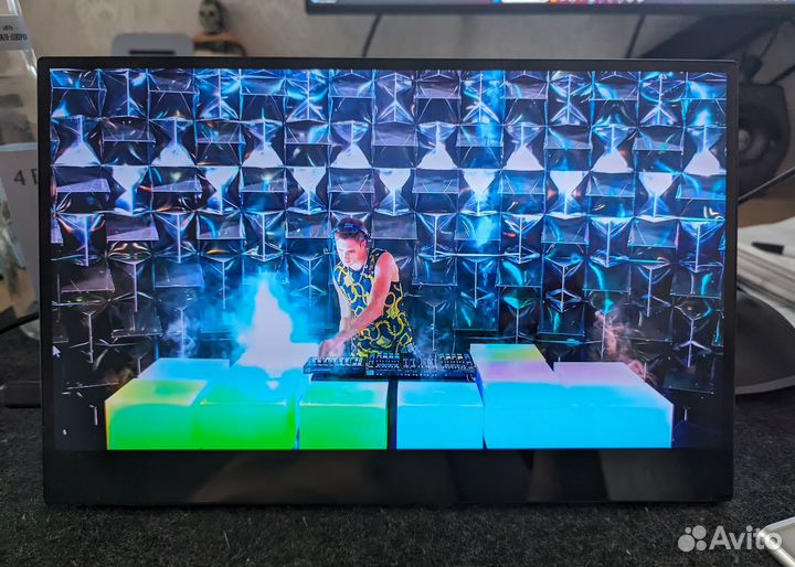 Портативный монитор 13,3, 4K oled, 60hz, 1ms