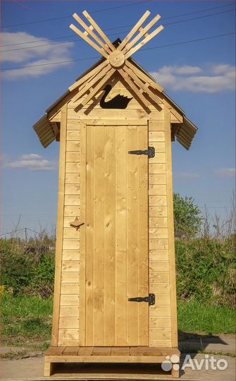 Дачный туалет деревянный