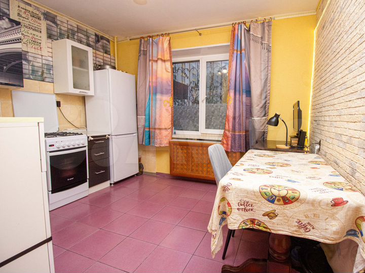 3-к. квартира, 65,5 м², 1/10 эт.