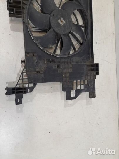 Диффузор вентилятора Renault Duster 2010