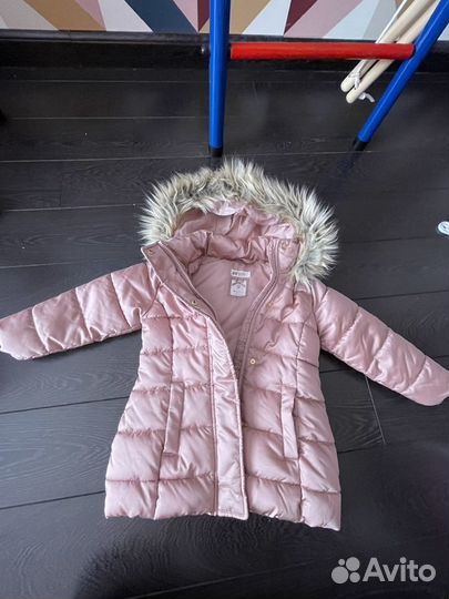 HM Куртка для девочки размер 110