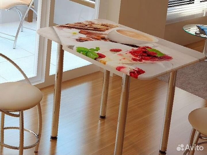 Стол обеденный (белый глянец), наличие